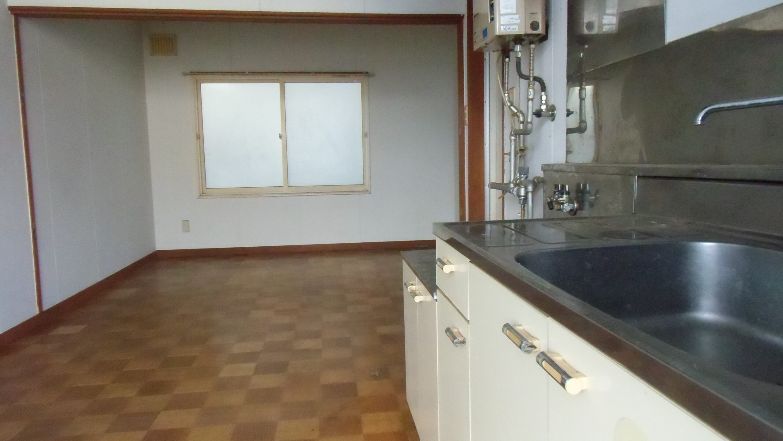 ごみ屋敷清掃、不用品処分を行いました。