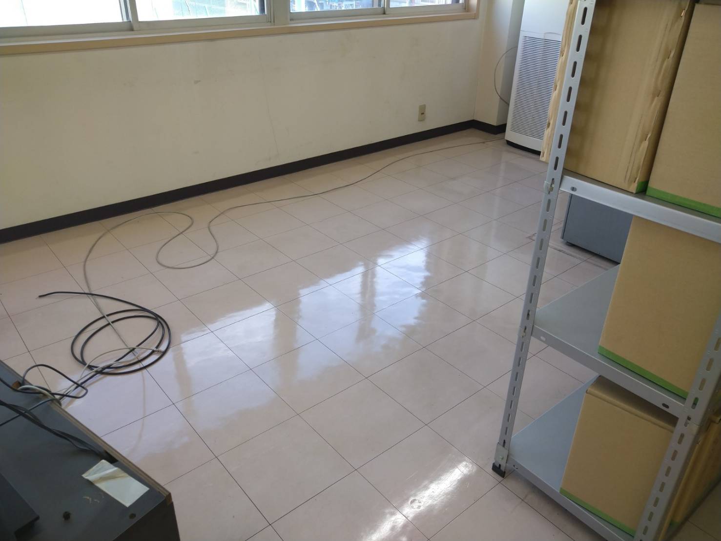 床ワックス清掃